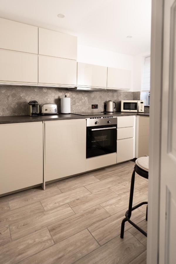 Chelsea Private Garden Maisonette Apartment Лондон Екстериор снимка